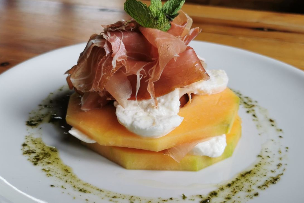 Prosciutto crudo, mozzarella e melone