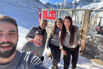 IGLOO -Selfie unici